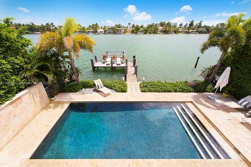 Small Image of 405 EAST SAN MARINO DR, Miami Beach Number 14