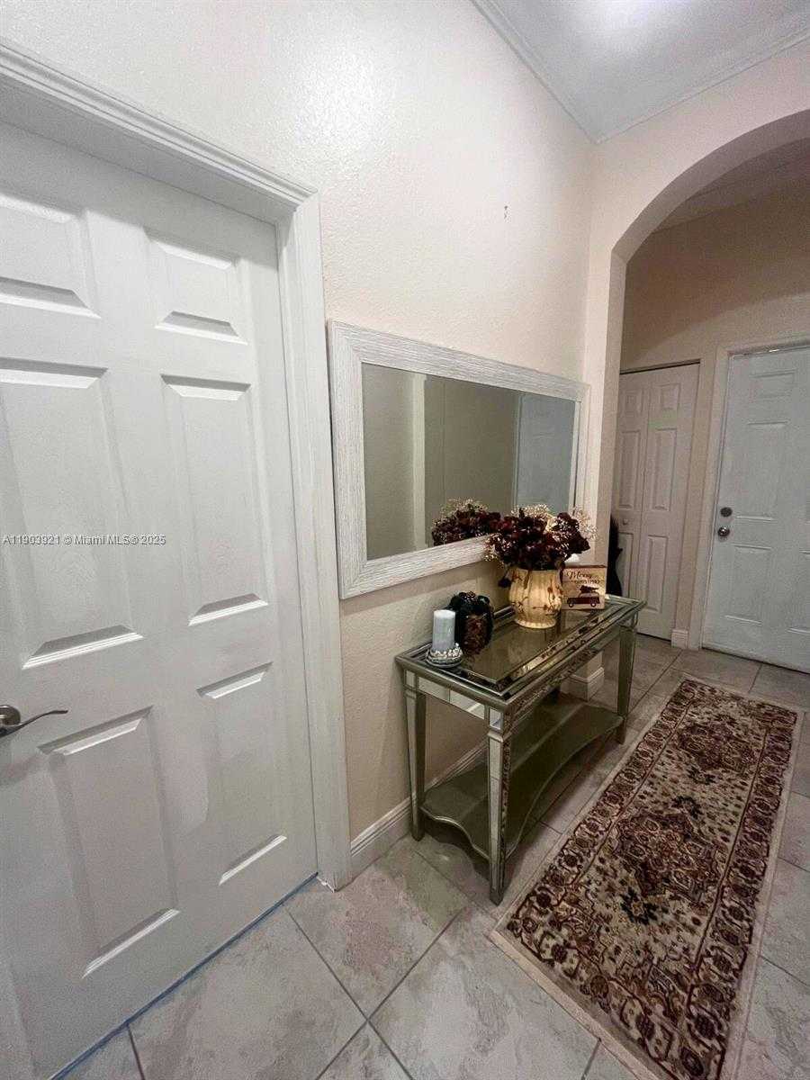 Small Image of 116 NORTH EAST 25TH TER, Homestead Number 2