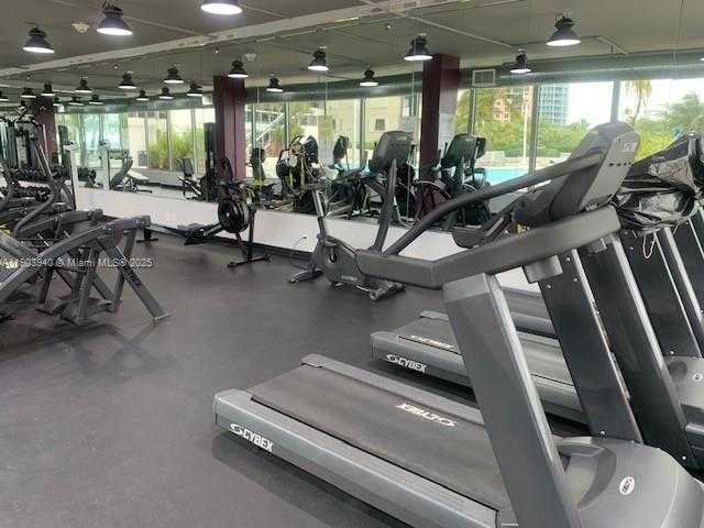 Small Image of 100 LINCOLN RD #1030, Miami Beach Number 18