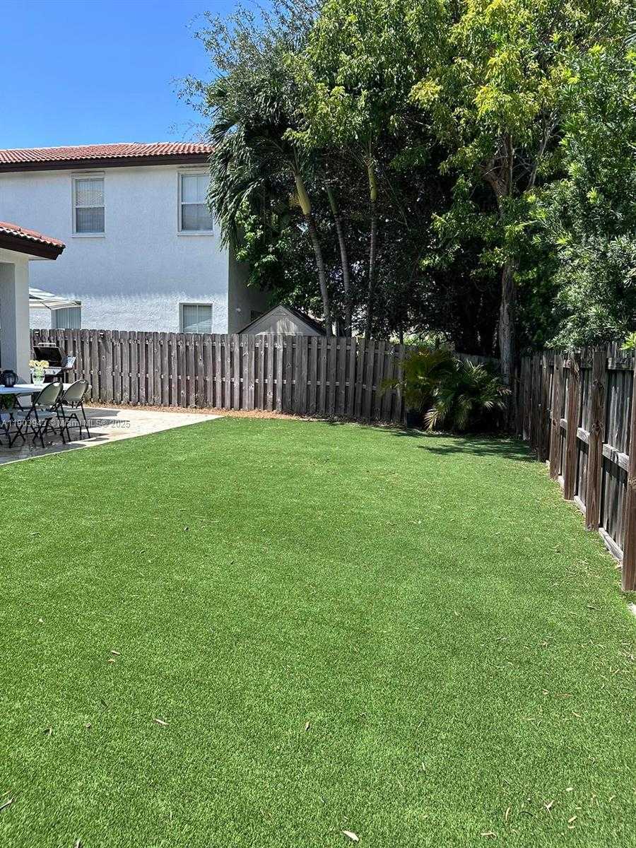 Small Image of 11161 NORTH WEST 77TH TER, Doral Number 19