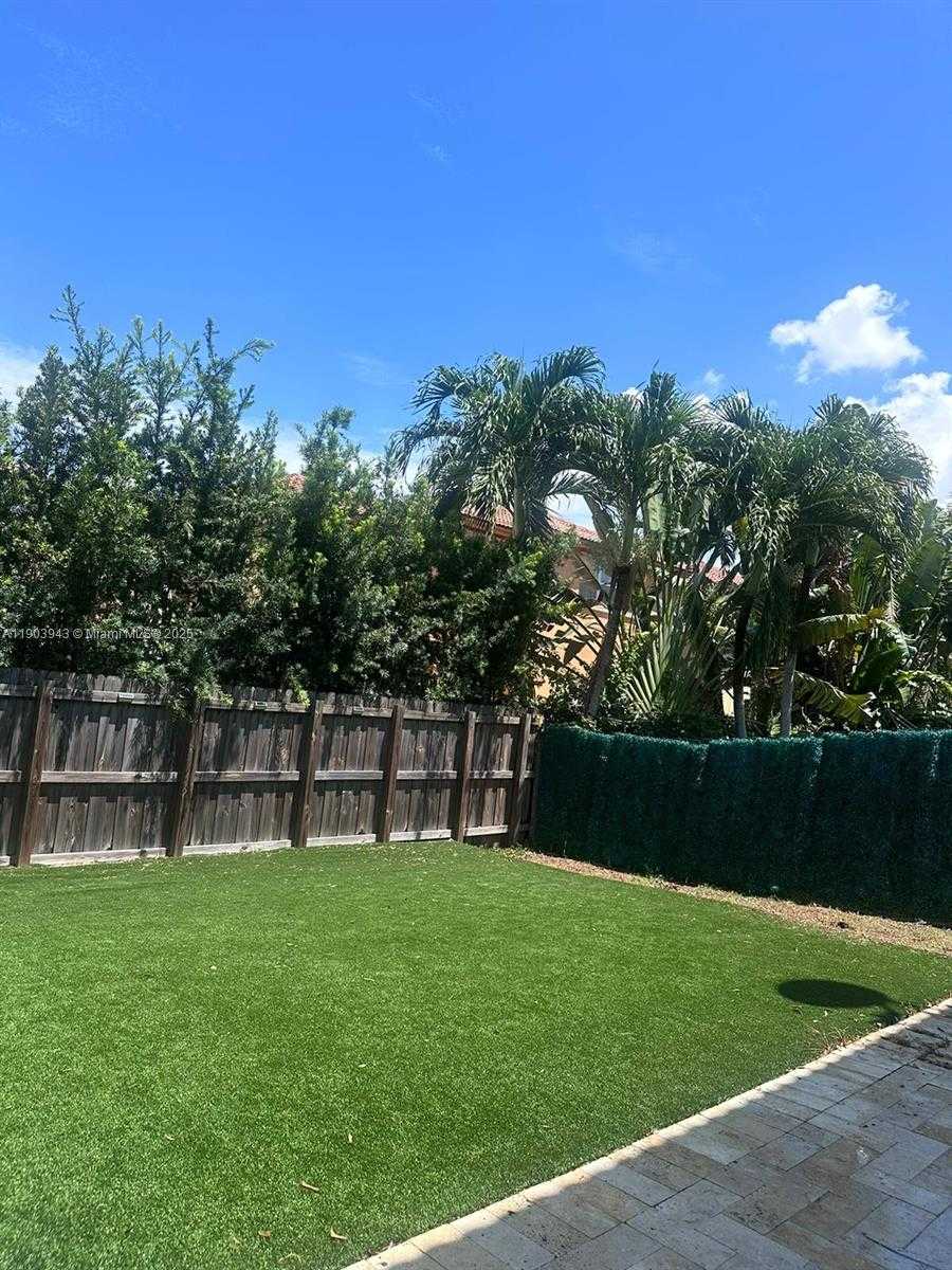 Small Image of 11161 NORTH WEST 77TH TER, Doral Number 20