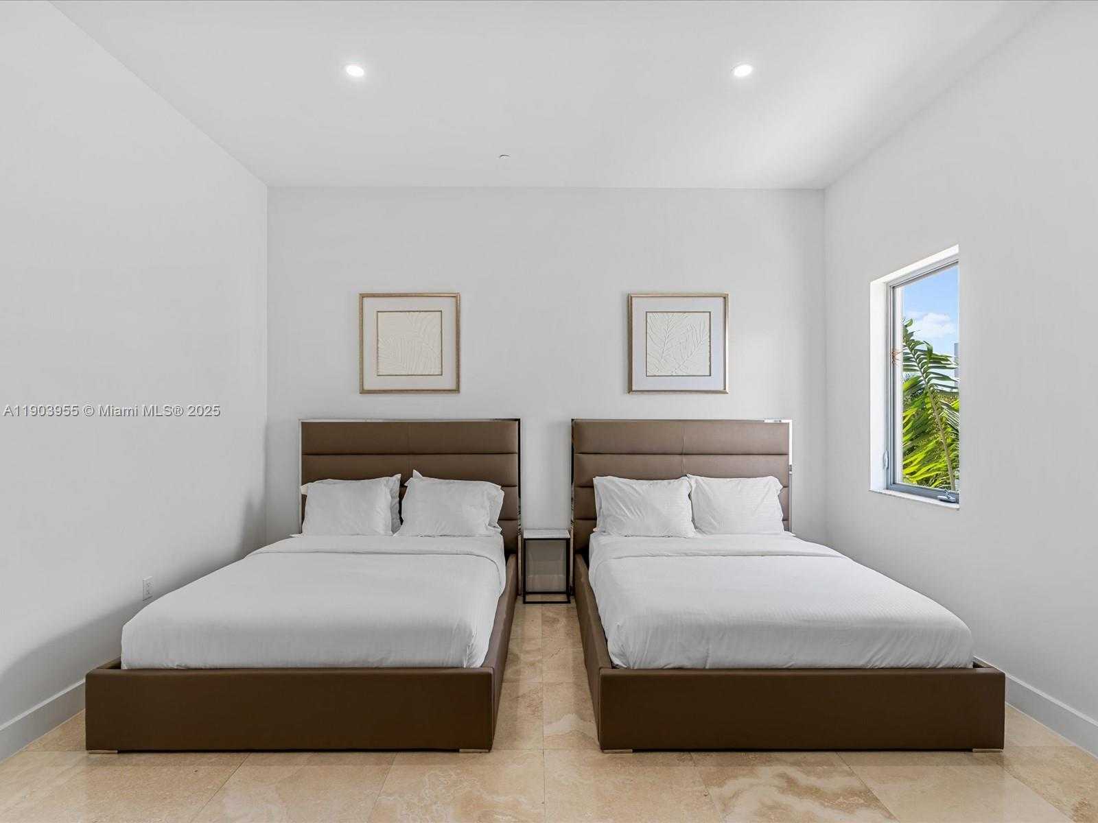 Small Image of 155 Shore Dr S, Miami, FL 33133, USA Number 27