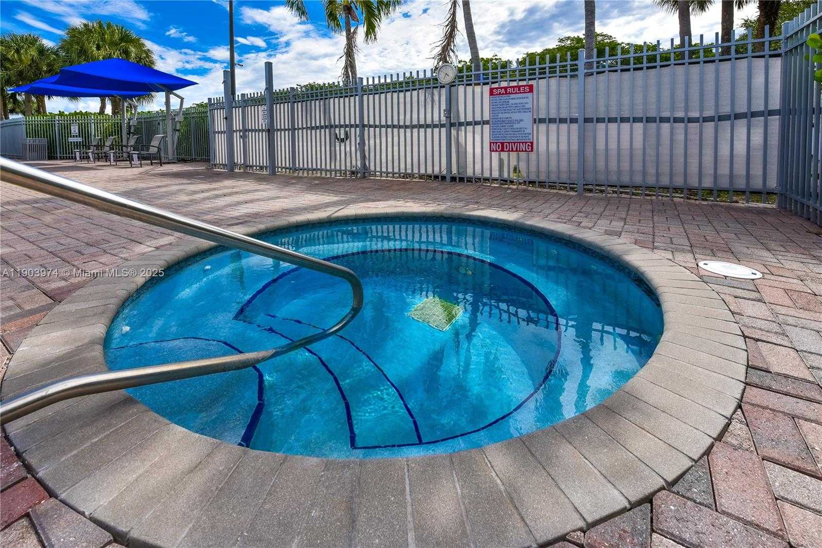 Small Image of 1275 YELLOWHEART WAY #1275, Hollywood Number 53