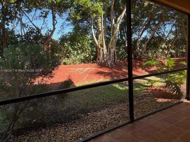 Small Image of 3817 TREE TOP DR #3817, Weston Number 20