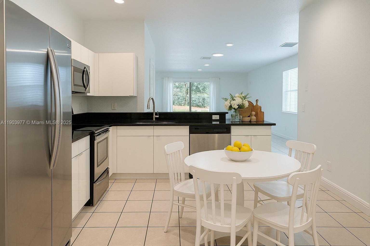 Small Image of 3817 TREE TOP DR #3817, Weston Number 7