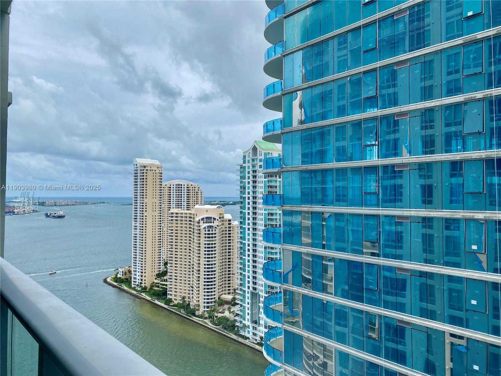 Small Image of 300 SOUTH BISCAYNE BLVD #3202, Miami Number 1