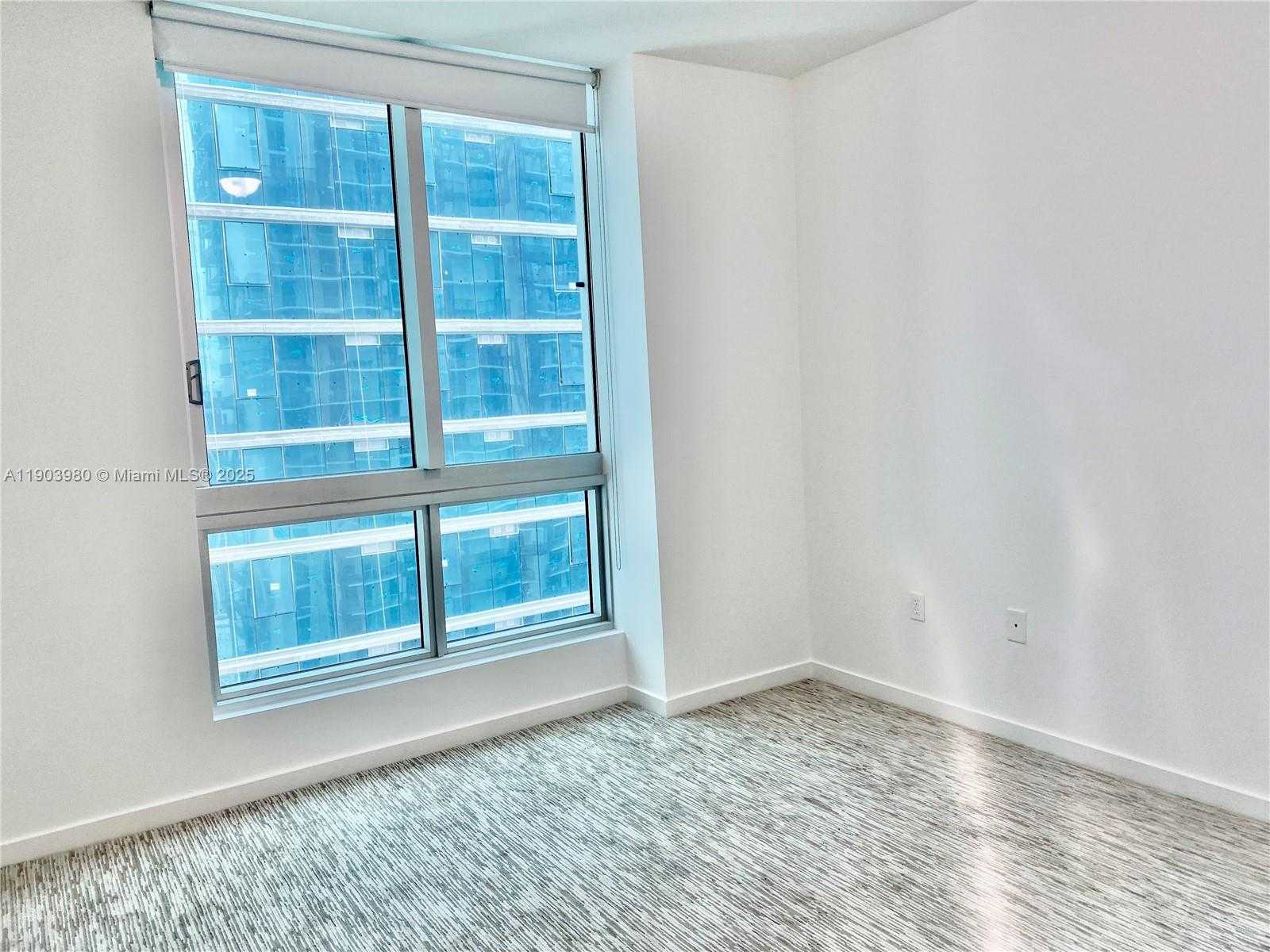 Small Image of 300 SOUTH BISCAYNE BLVD #3202, Miami Number 10