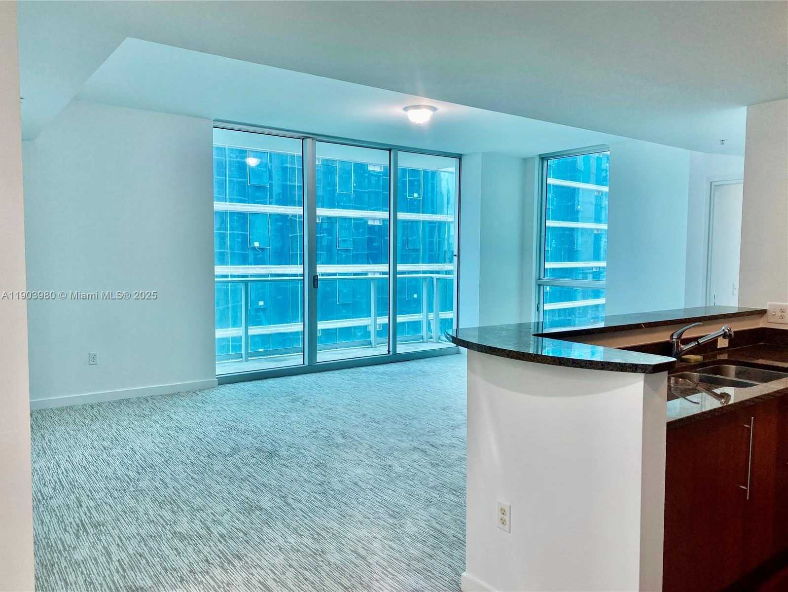 Small Image of 300 SOUTH BISCAYNE BLVD #3202, Miami Number 2