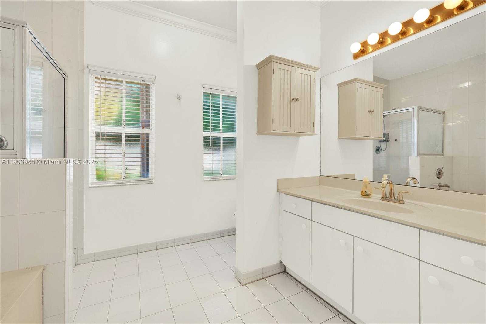 Small Image of 13774 SOUTH WEST 124TH AVE RD #13774, Miami Number 22