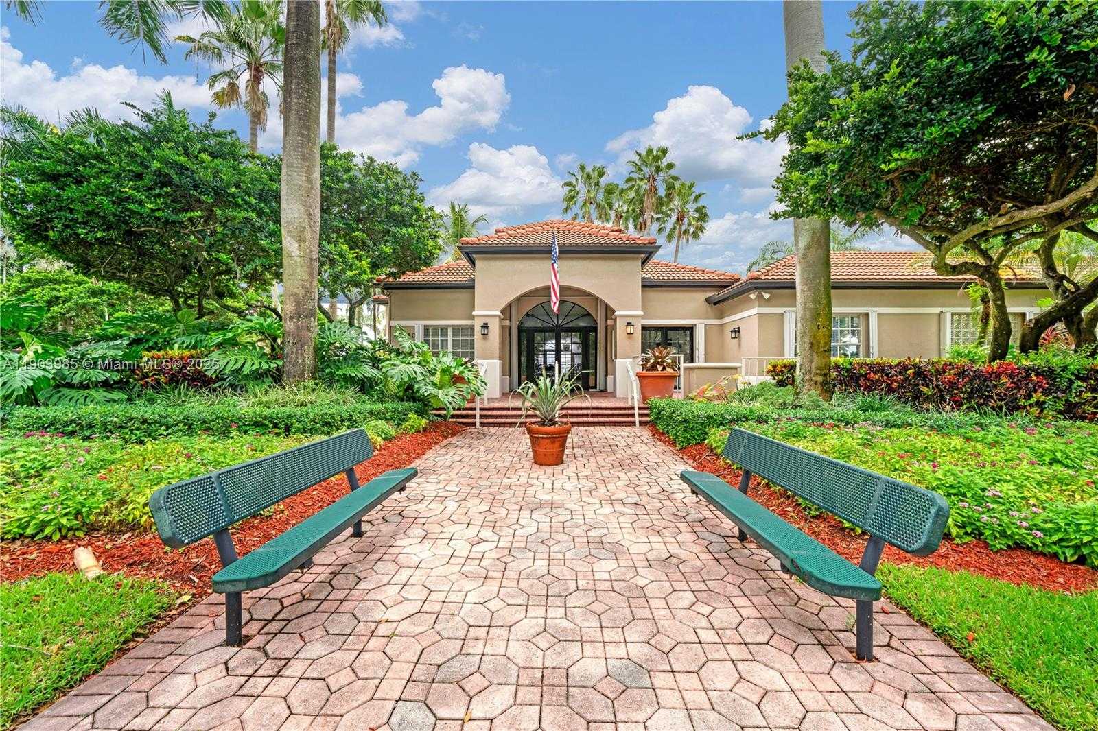 Small Image of 13774 SOUTH WEST 124TH AVE RD #13774, Miami Number 38