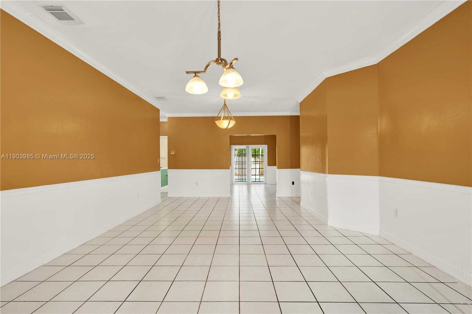 Small Image of 13774 SOUTH WEST 124TH AVE RD #13774, Miami Number 4