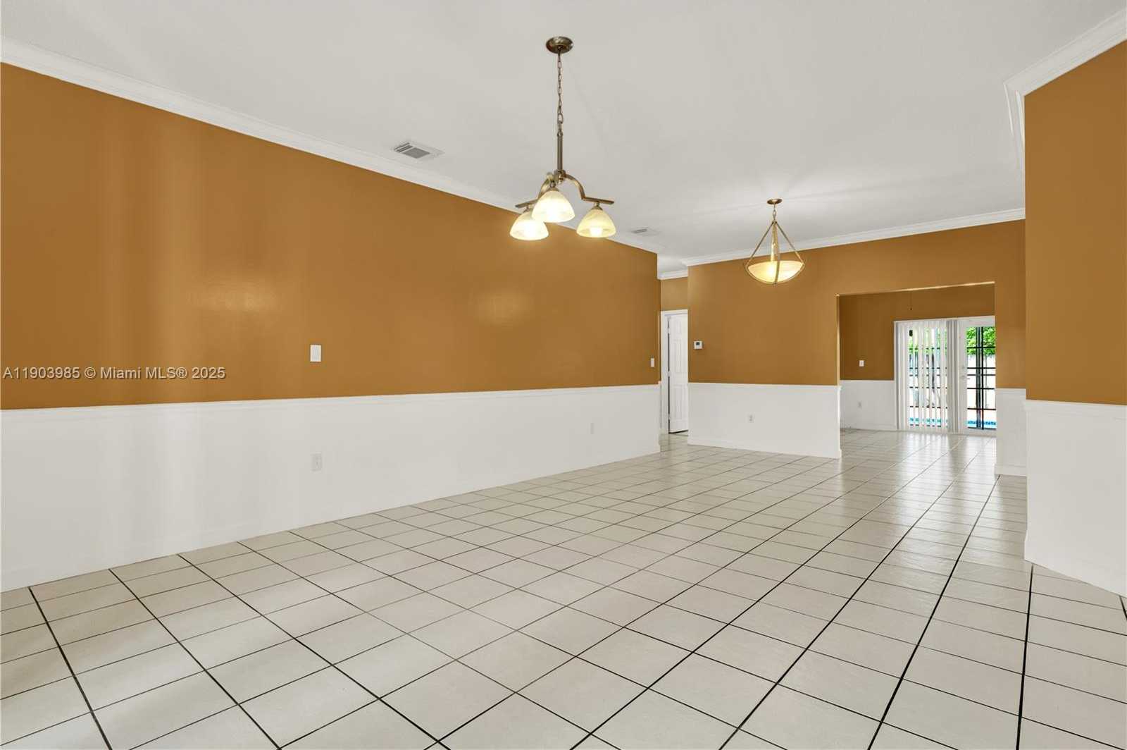 Small Image of 13774 SOUTH WEST 124TH AVE RD #13774, Miami Number 5