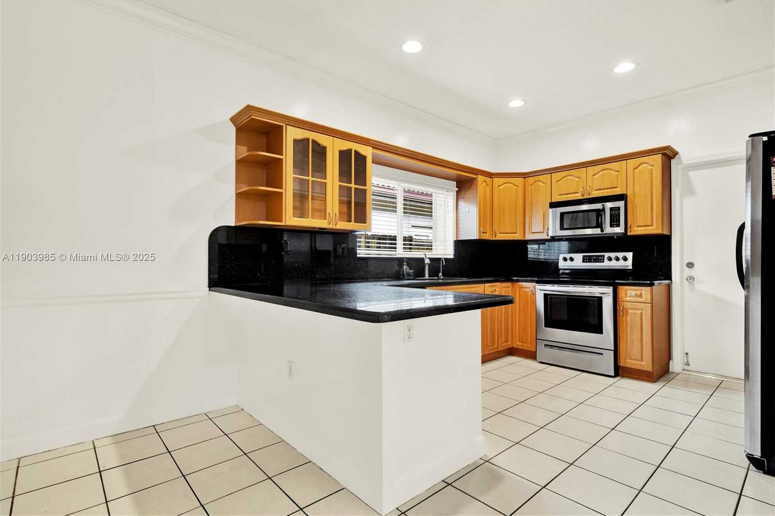 Small Image of 13774 SOUTH WEST 124TH AVE RD #13774, Miami Number 9