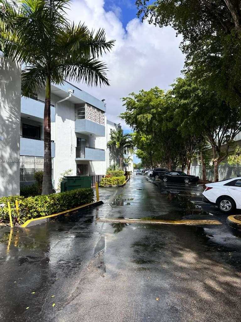 Small Image of 2498 SOUTH WEST 17TH AVE #4308, Miami Number 23