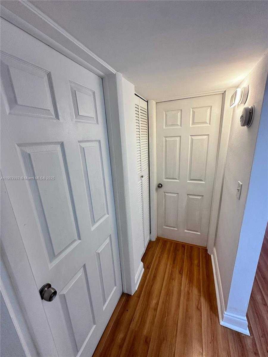 Small Image of 2498 SOUTH WEST 17TH AVE #4308, Miami Number 5