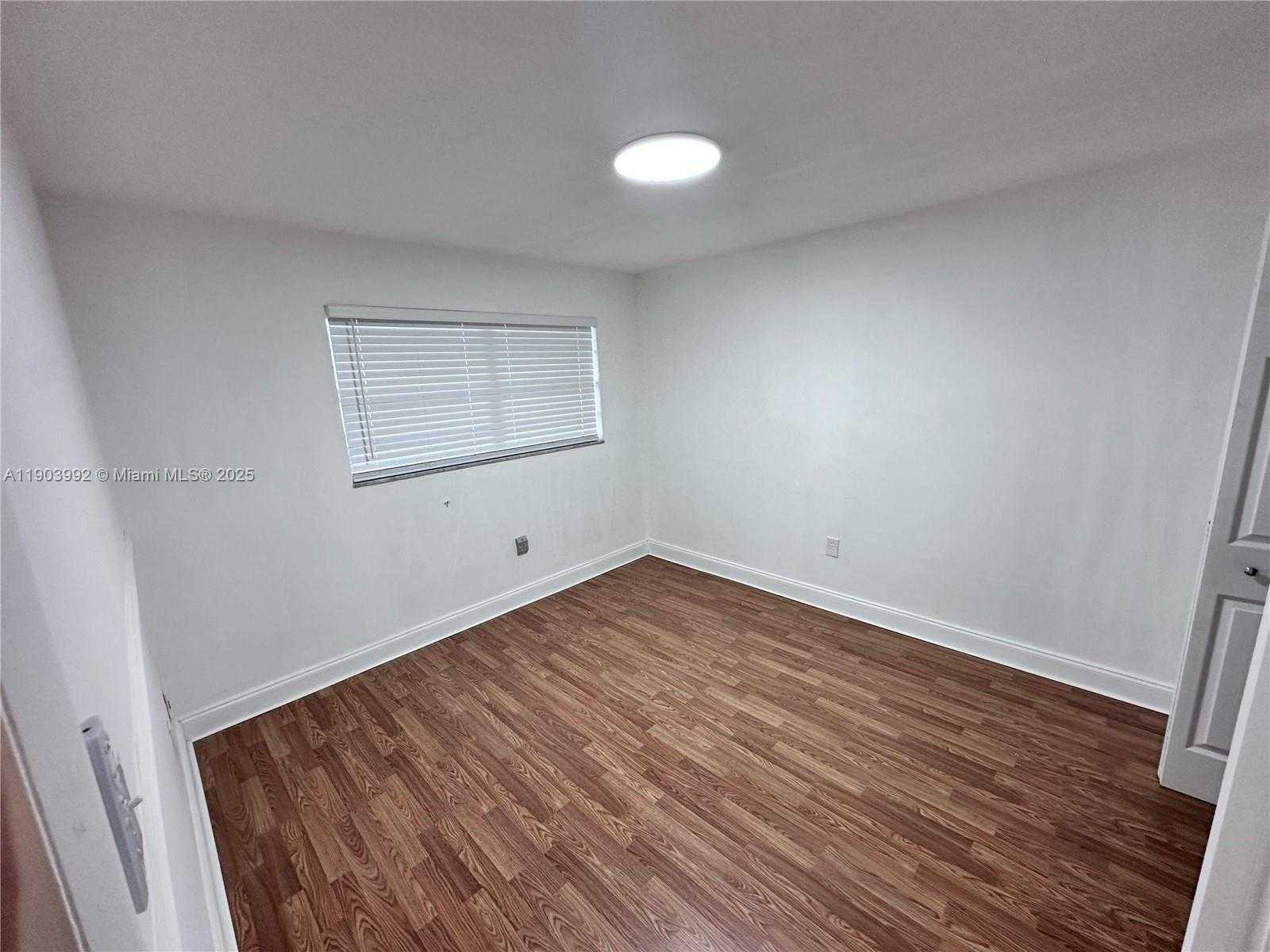 Small Image of 2498 SOUTH WEST 17TH AVE #4308, Miami Number 6