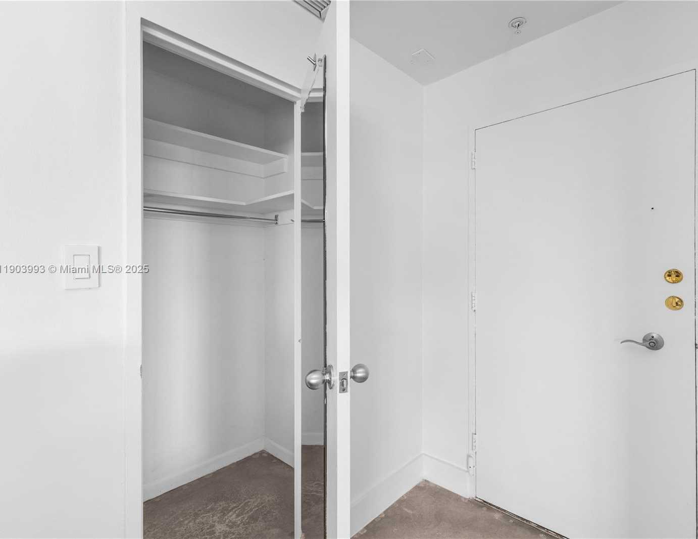 Small Image of 4925 COLLINS AVE #8F, Miami Beach Number 26