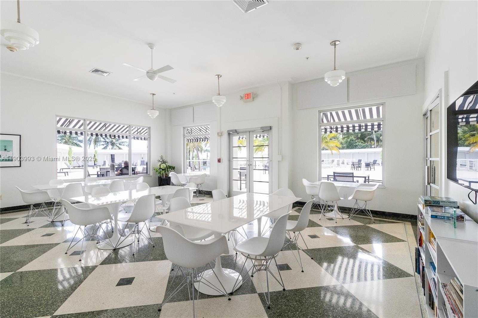 Small Image of 4925 COLLINS AVE #8F, Miami Beach Number 30