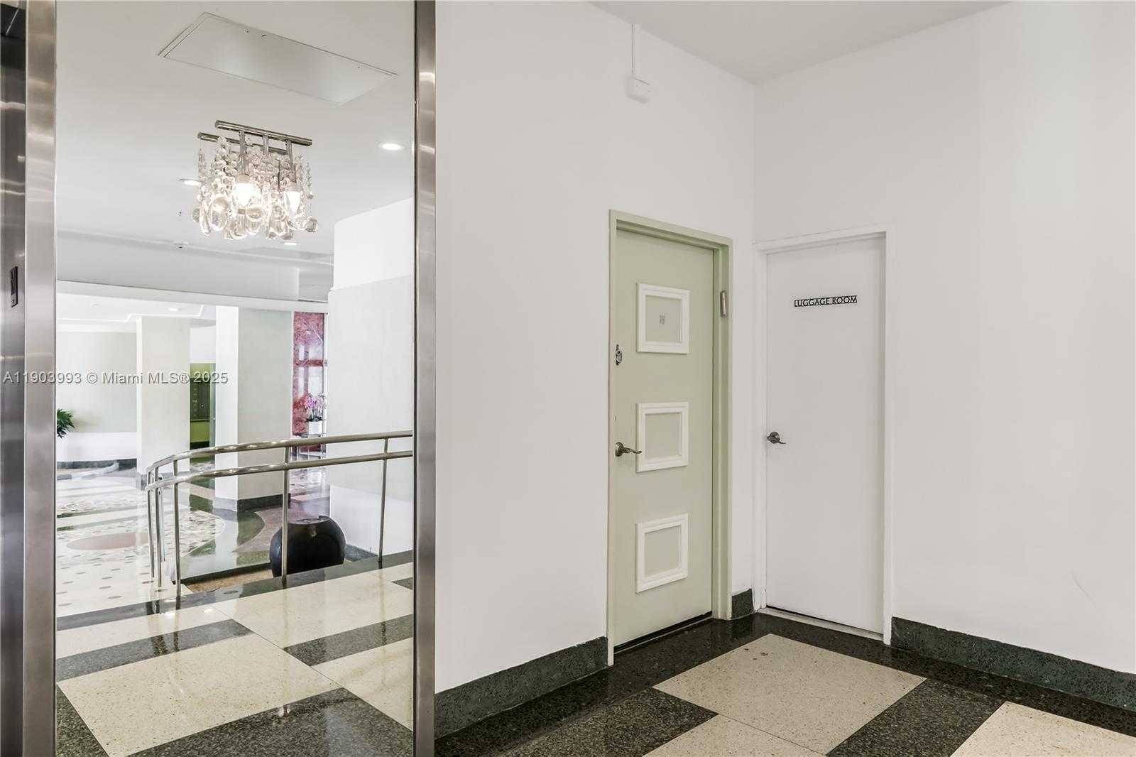 Small Image of 4925 COLLINS AVE #8F, Miami Beach Number 45
