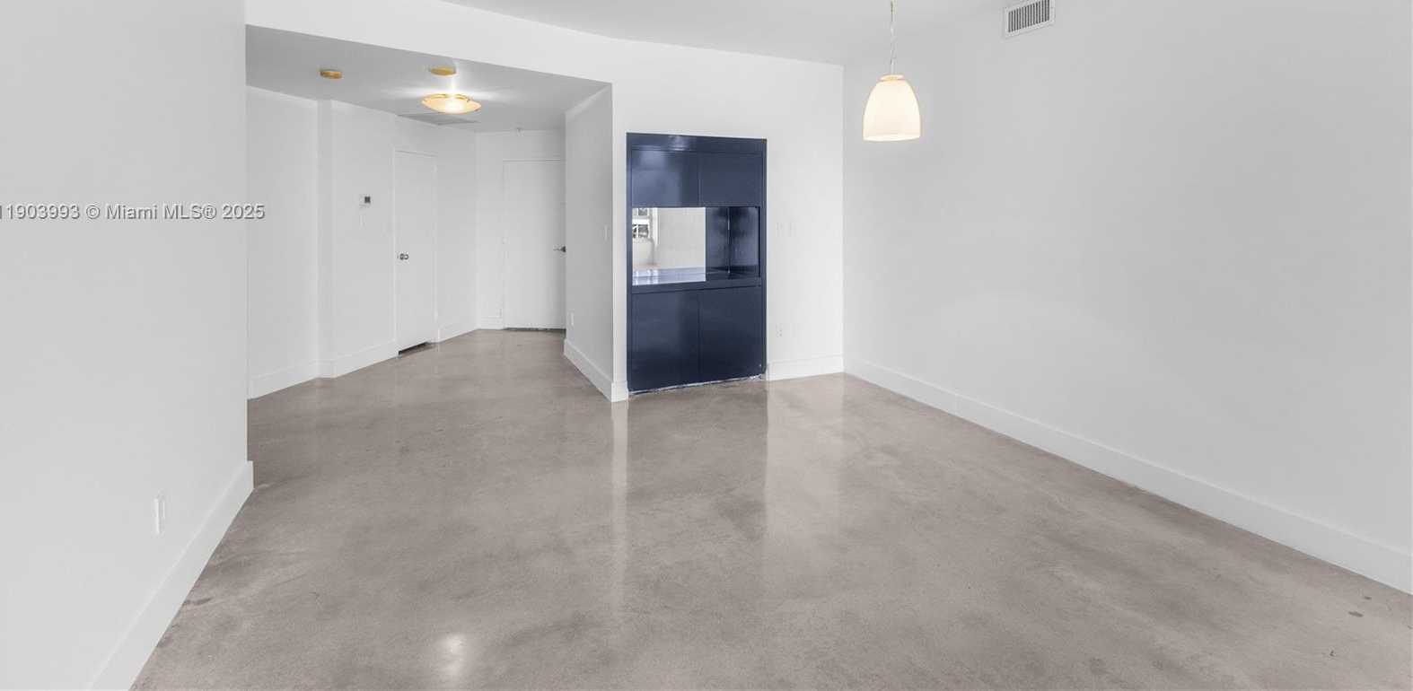 Small Image of 4925 COLLINS AVE #8F, Miami Beach Number 7