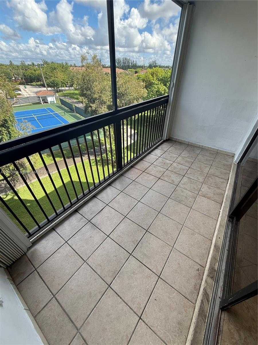 Small Image of 10253 NORTH WEST 9TH ST CIR #406-6, Miami Number 23