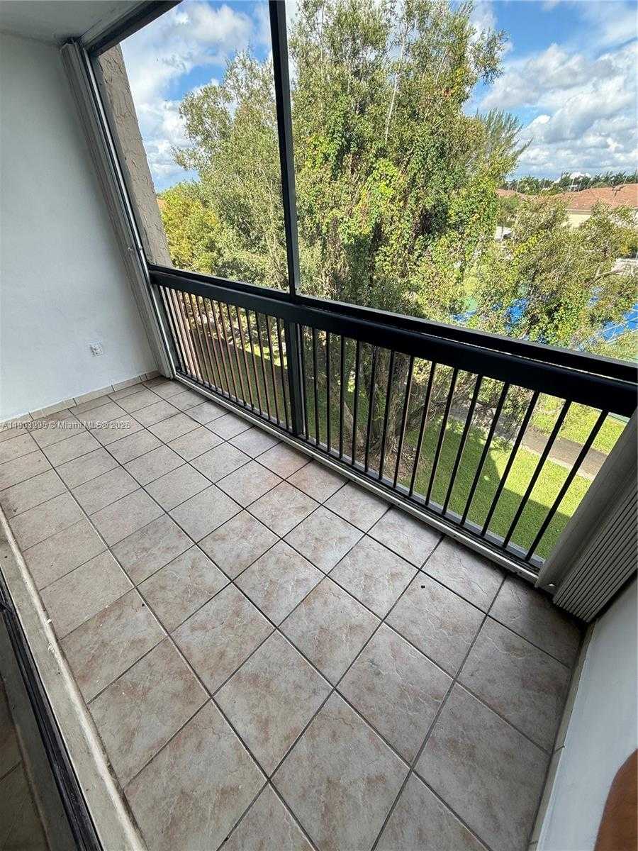 Small Image of 10253 NORTH WEST 9TH ST CIR #406-6, Miami Number 24