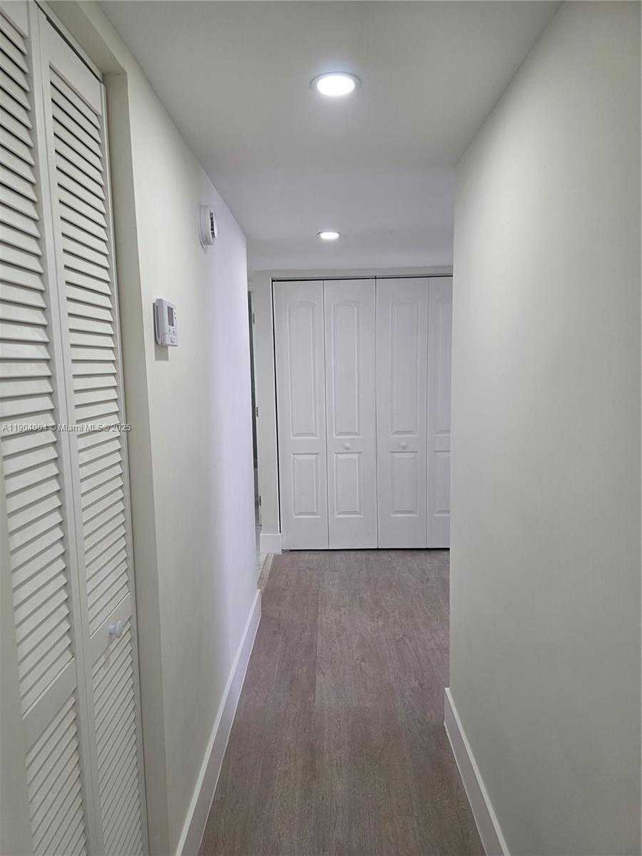 Small Image of 8870 FONTAINEBLEAU BLVD #103, Miami Number 12