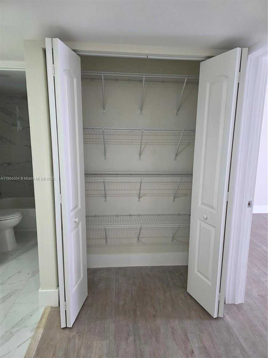 Small Image of 8870 FONTAINEBLEAU BLVD #103, Miami Number 18