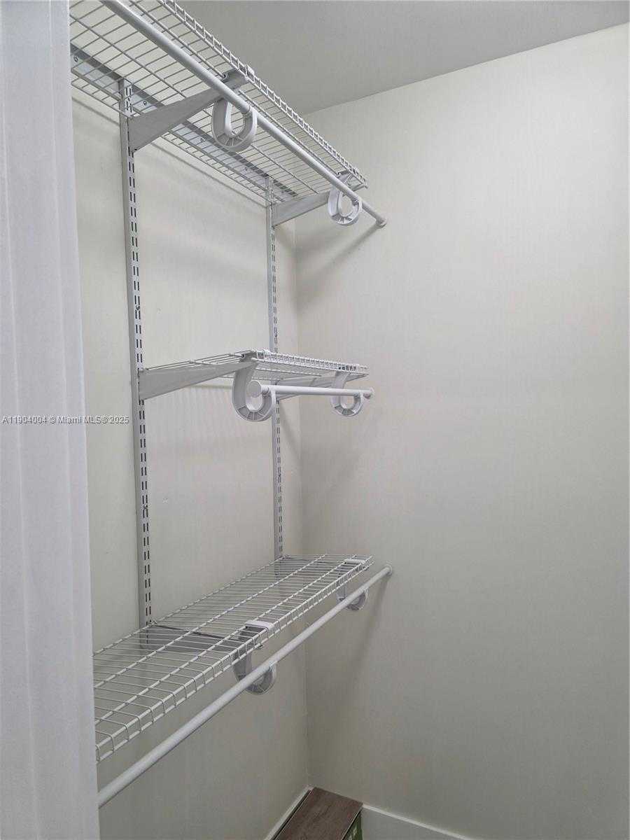 Small Image of 8870 FONTAINEBLEAU BLVD #103, Miami Number 22