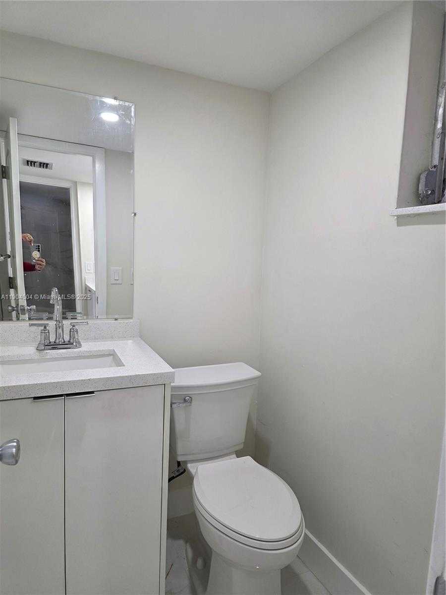 Small Image of 8870 FONTAINEBLEAU BLVD #103, Miami Number 29