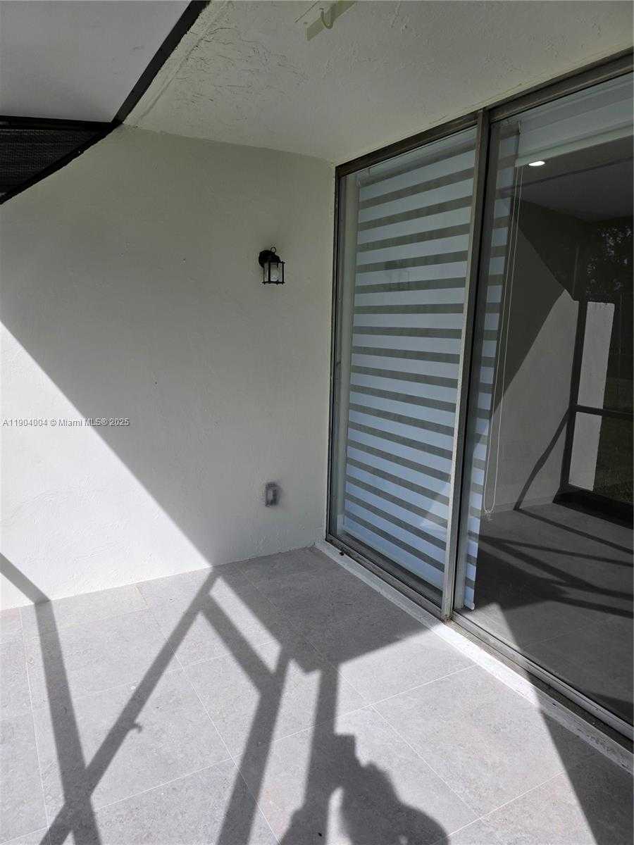 Small Image of 8870 FONTAINEBLEAU BLVD #103, Miami Number 33