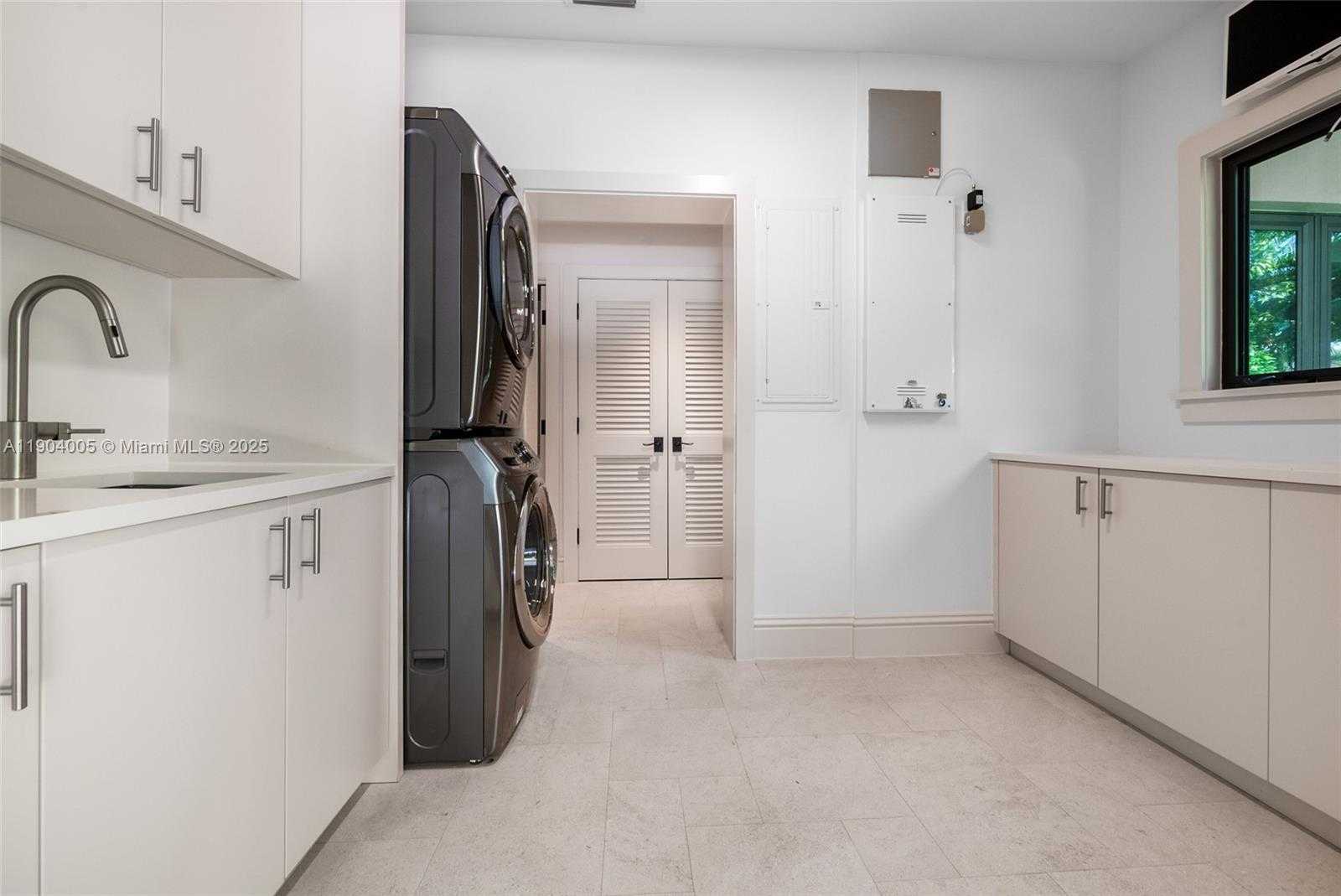 Small Image of 7801 SOUTH WEST 128TH ST, Pinecrest Number 20