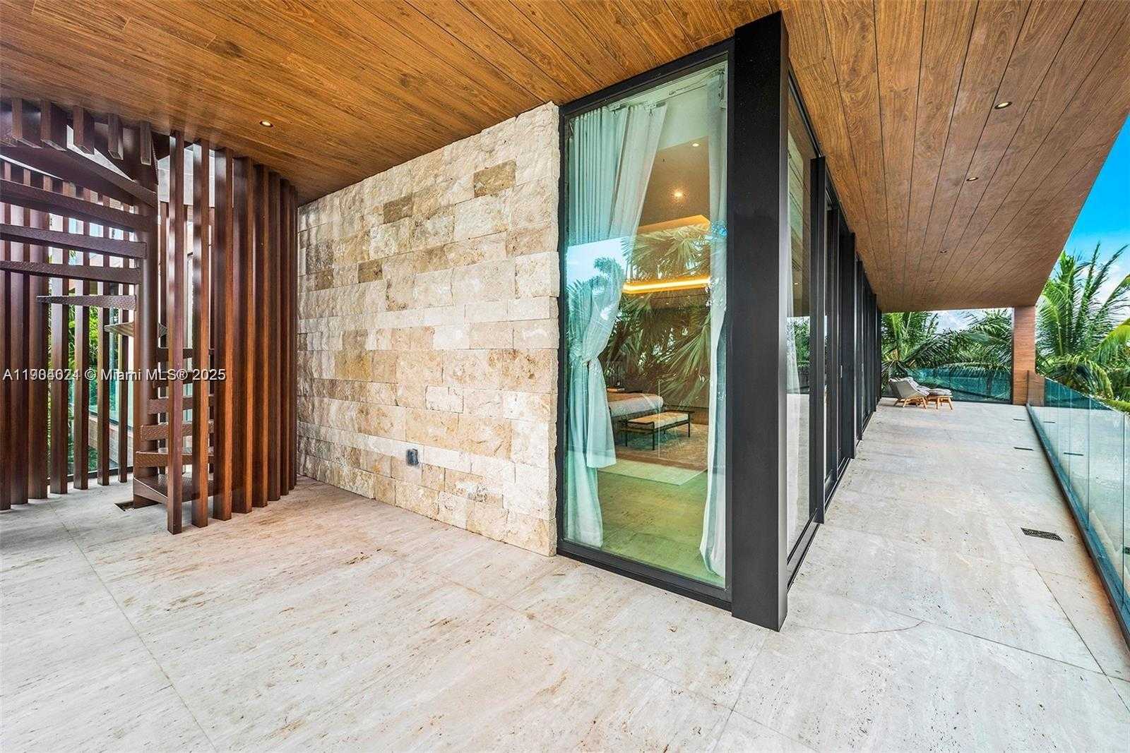 Small Image of 15 EAST SAN MARINO DR #15, Miami Beach Number 24