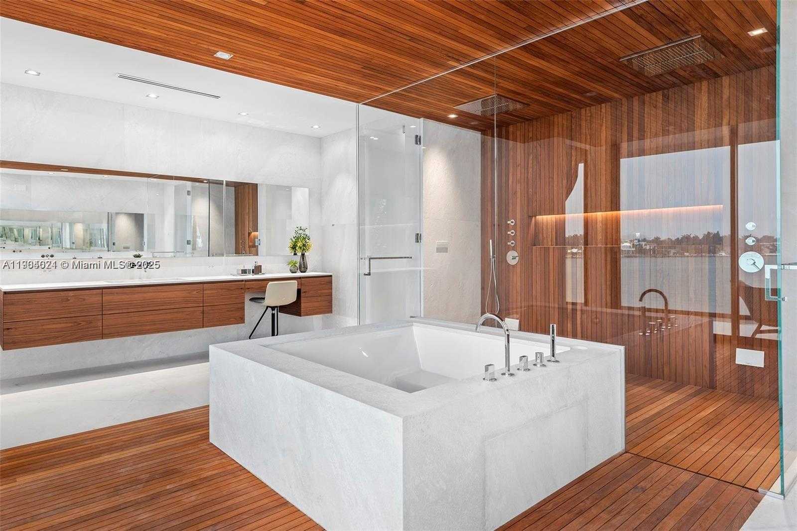 Small Image of 15 EAST SAN MARINO DR #15, Miami Beach Number 34