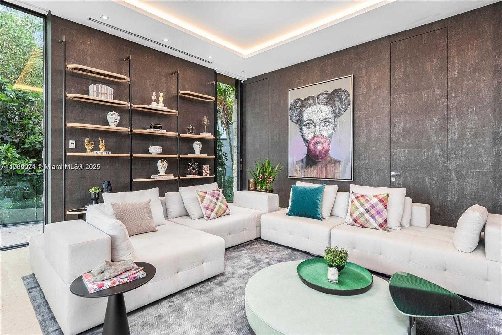 Small Image of 15 EAST SAN MARINO DR #15, Miami Beach Number 61