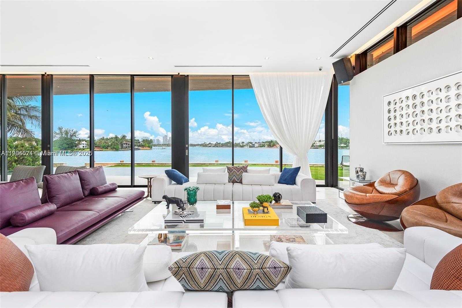 Small Image of 15 EAST SAN MARINO DR #15, Miami Beach Number 63