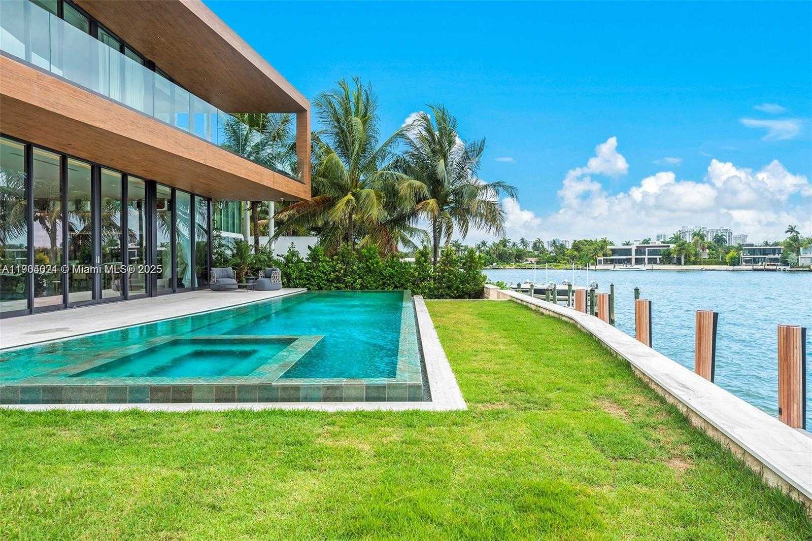 Small Image of 15 EAST SAN MARINO DR #15, Miami Beach Number 73