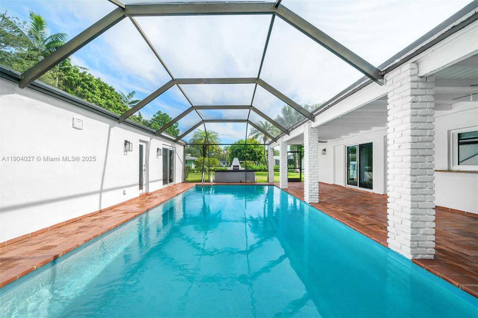 Small Image of 7575 SOUTH WEST 134TH ST, Pinecrest Number 13