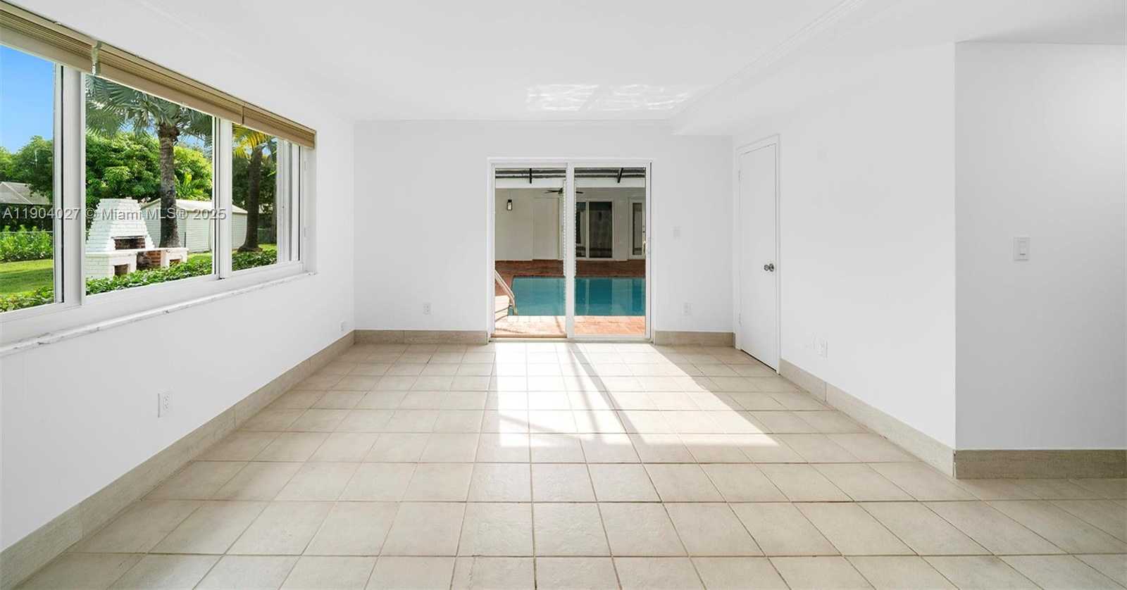 Small Image of 7575 SOUTH WEST 134TH ST, Pinecrest Number 17