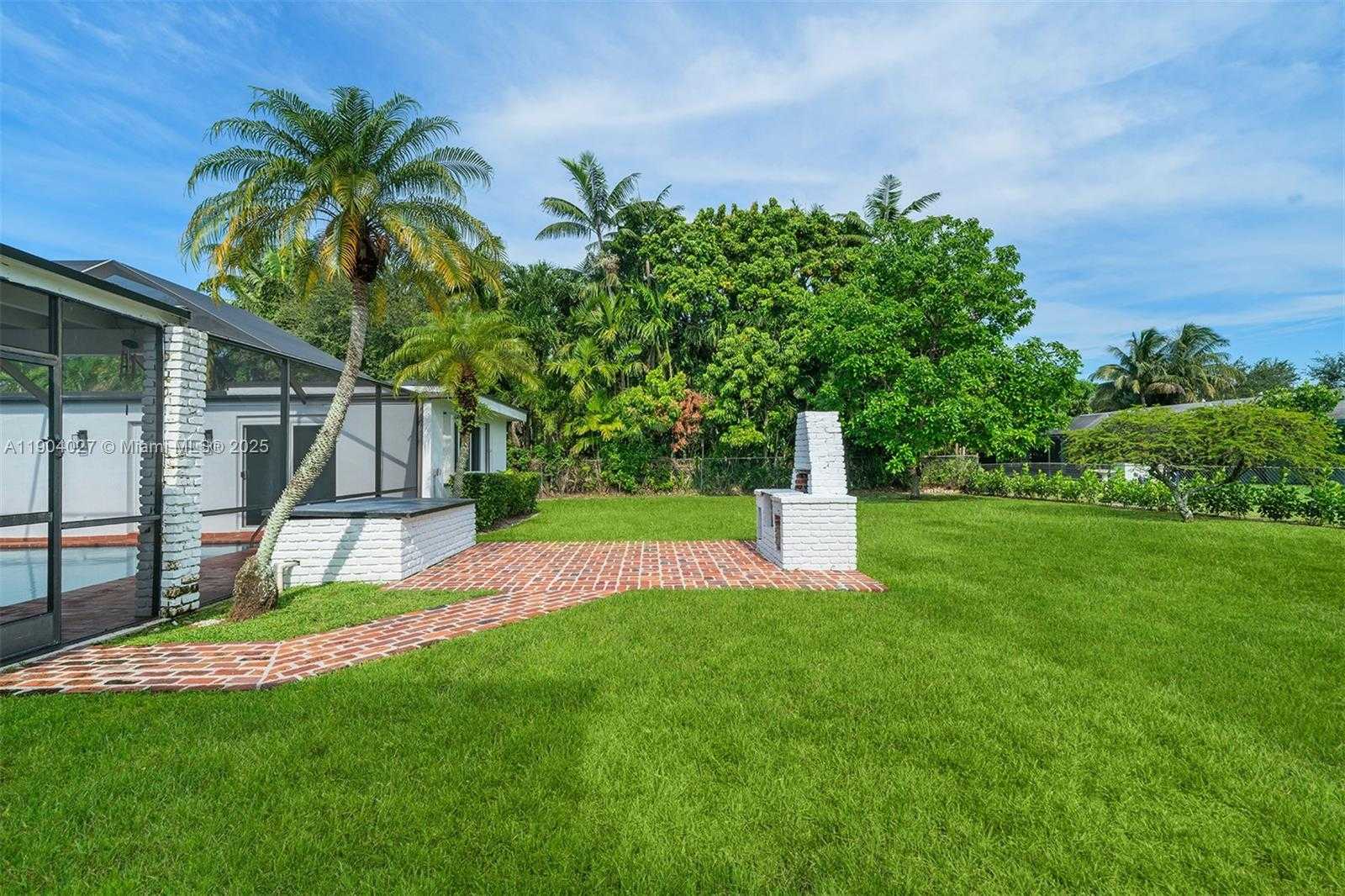 Small Image of 7575 SOUTH WEST 134TH ST, Pinecrest Number 26