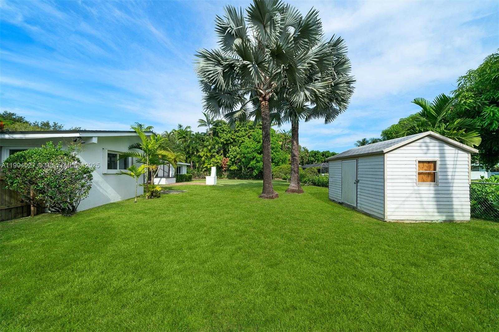 Small Image of 7575 SOUTH WEST 134TH ST, Pinecrest Number 28