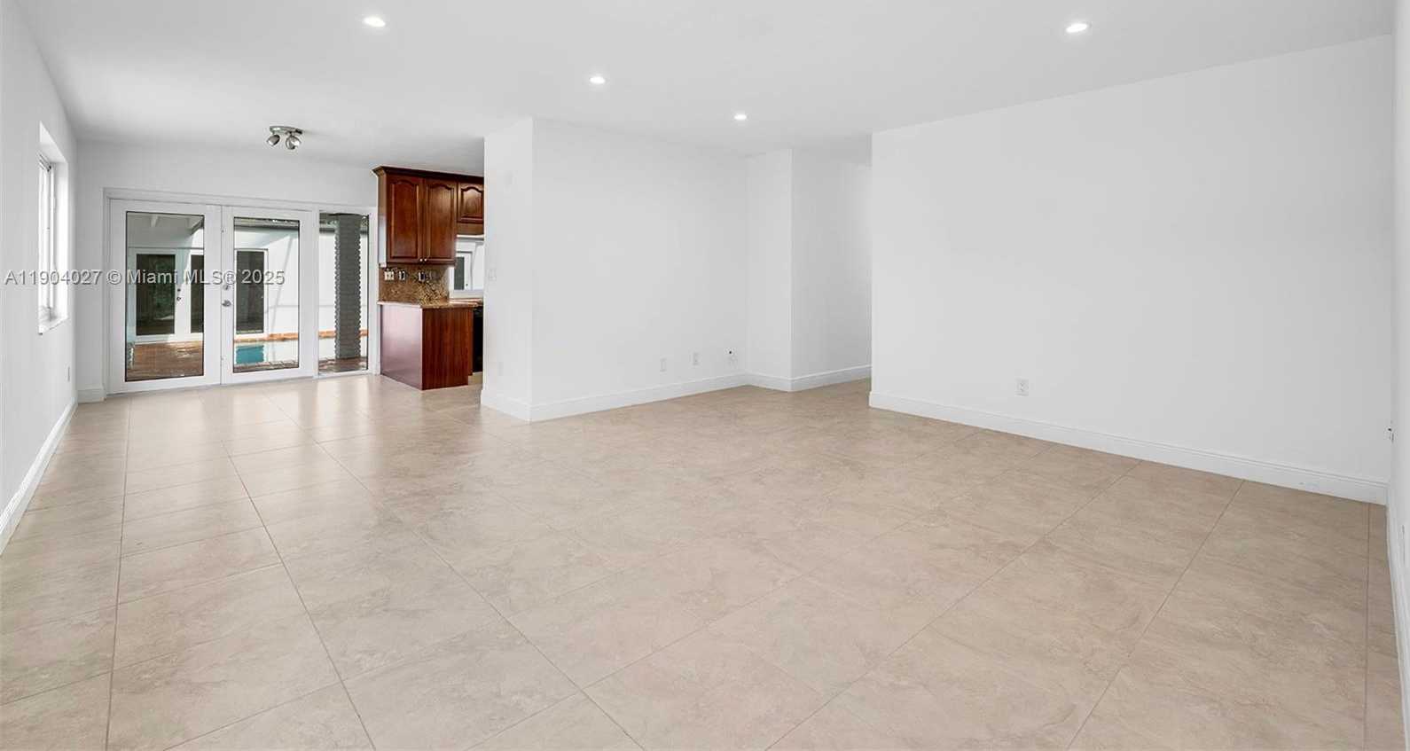 Small Image of 7575 SOUTH WEST 134TH ST, Pinecrest Number 5