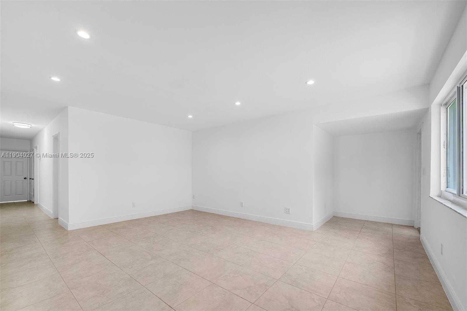 Small Image of 7575 SOUTH WEST 134TH ST, Pinecrest Number 9