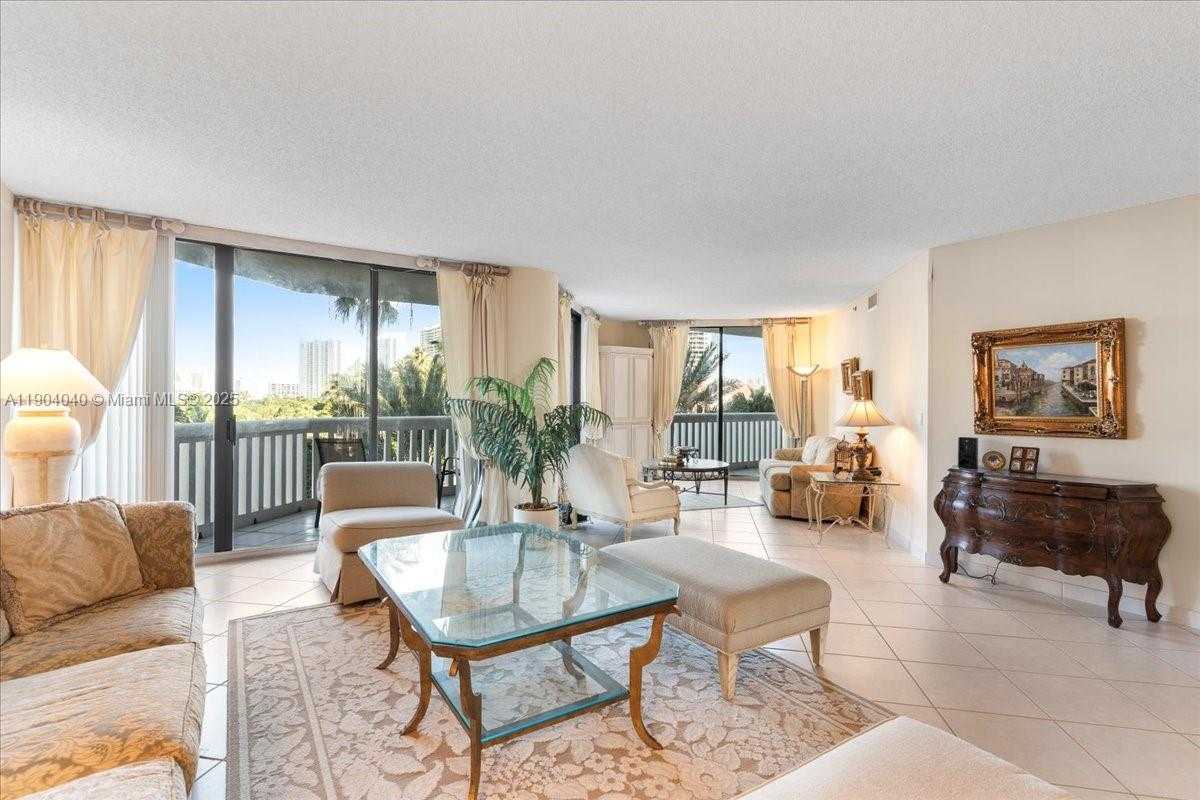 Small Image of 2000 ISLAND BLVD #609, Aventura Number 10