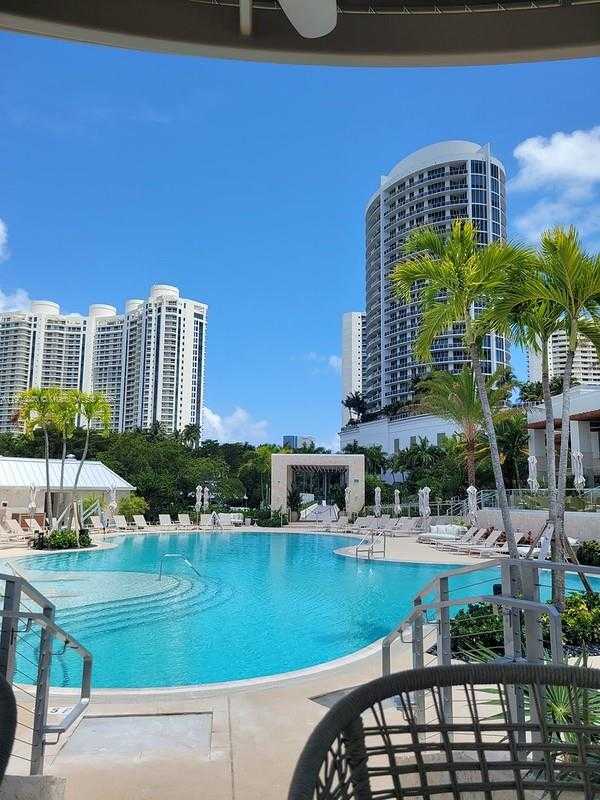 Small Image of 2000 ISLAND BLVD #609, Aventura Number 26