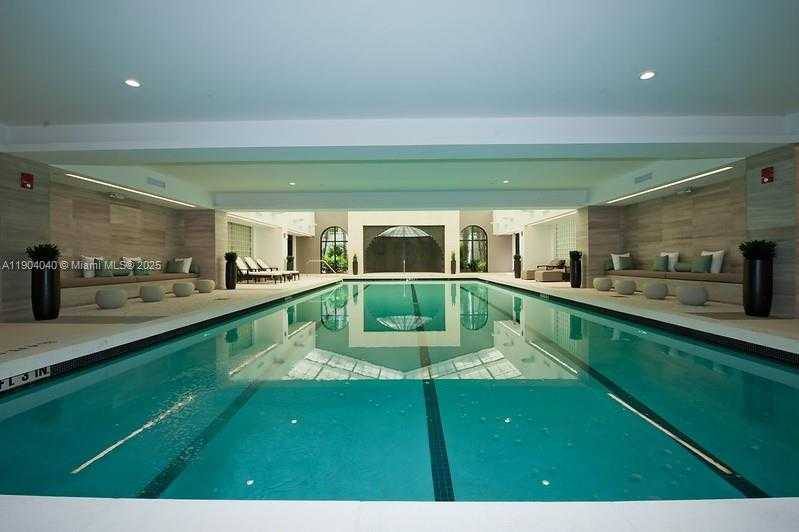 Small Image of 2000 ISLAND BLVD #609, Aventura Number 31