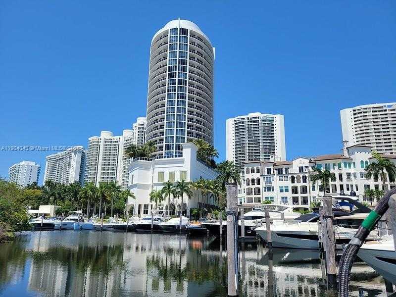 Small Image of 2000 ISLAND BLVD #609, Aventura Number 36