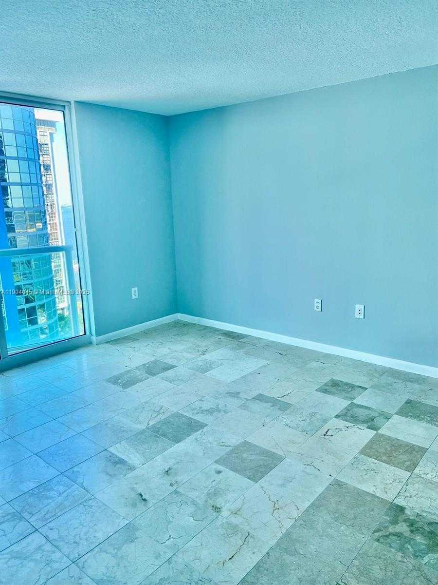 Small Image of 2101 BRICKELL AVE #1105, Miami Number 16