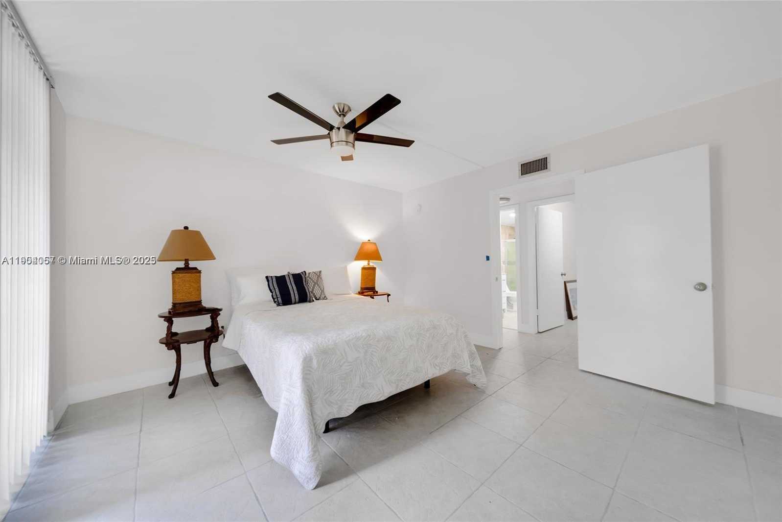 Small Image of 8005 SOUTH WEST 107TH AVE #122, Miami Number 18