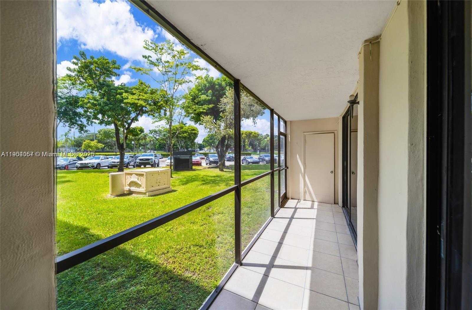 Small Image of 8005 SOUTH WEST 107TH AVE #122, Miami Number 21